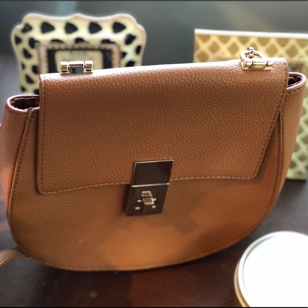 Express Turnlock Crossbody Bag